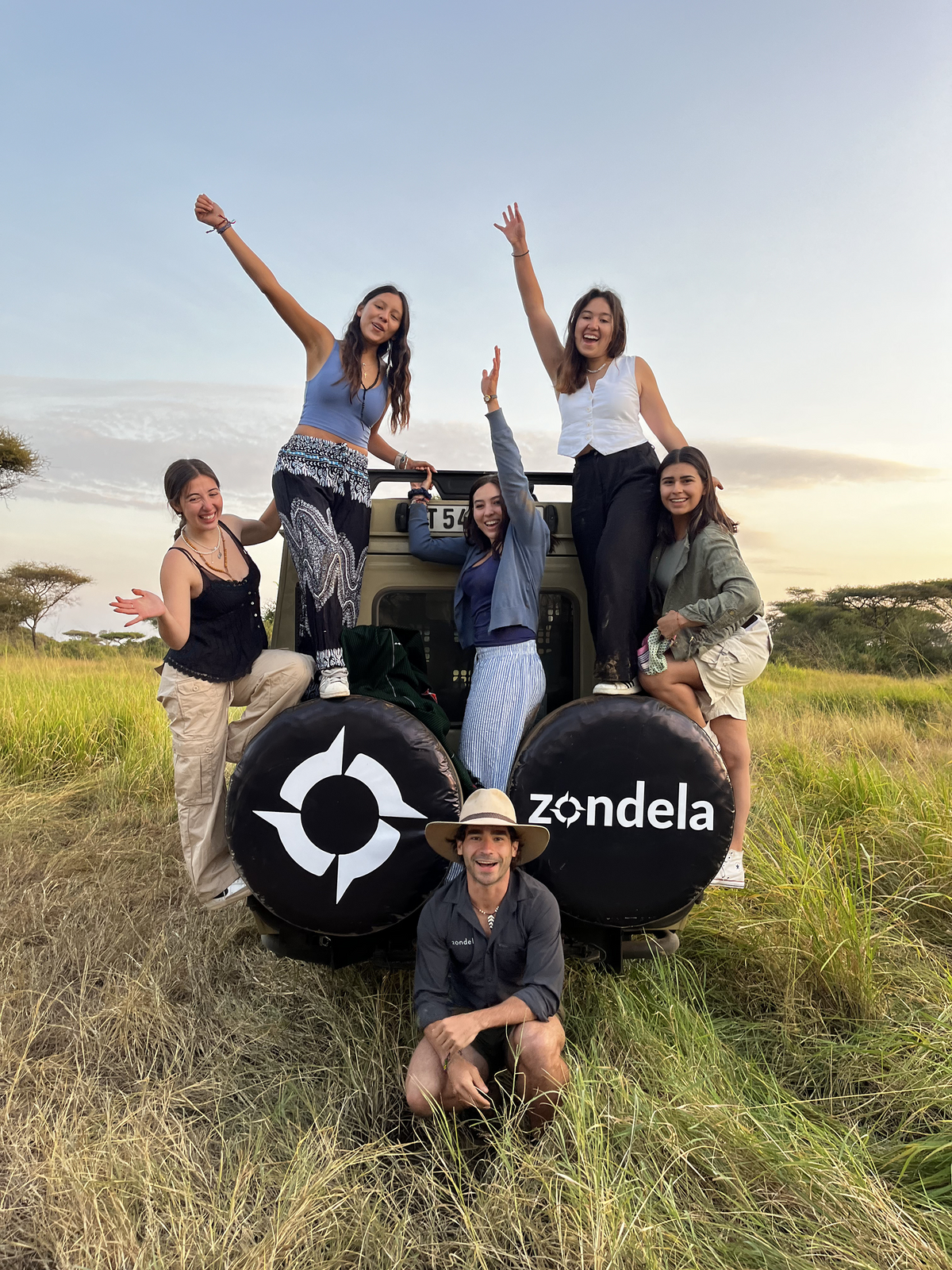 Equipo Zondela en una expedición