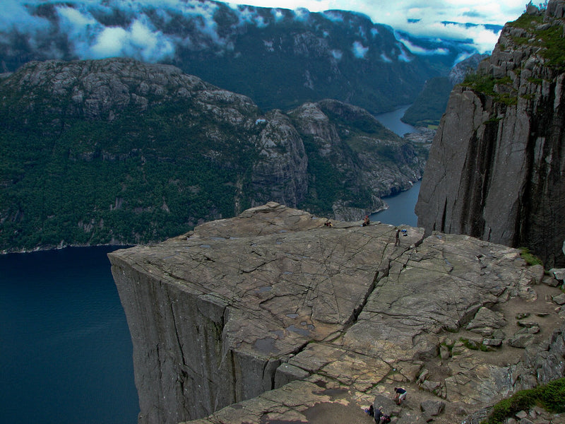 Noruega · 10 Jul – 18 Jul 2027
